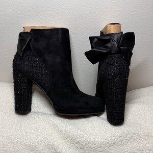 Elegant Black Suede/Tweed Ankle Boots with Bow Detail